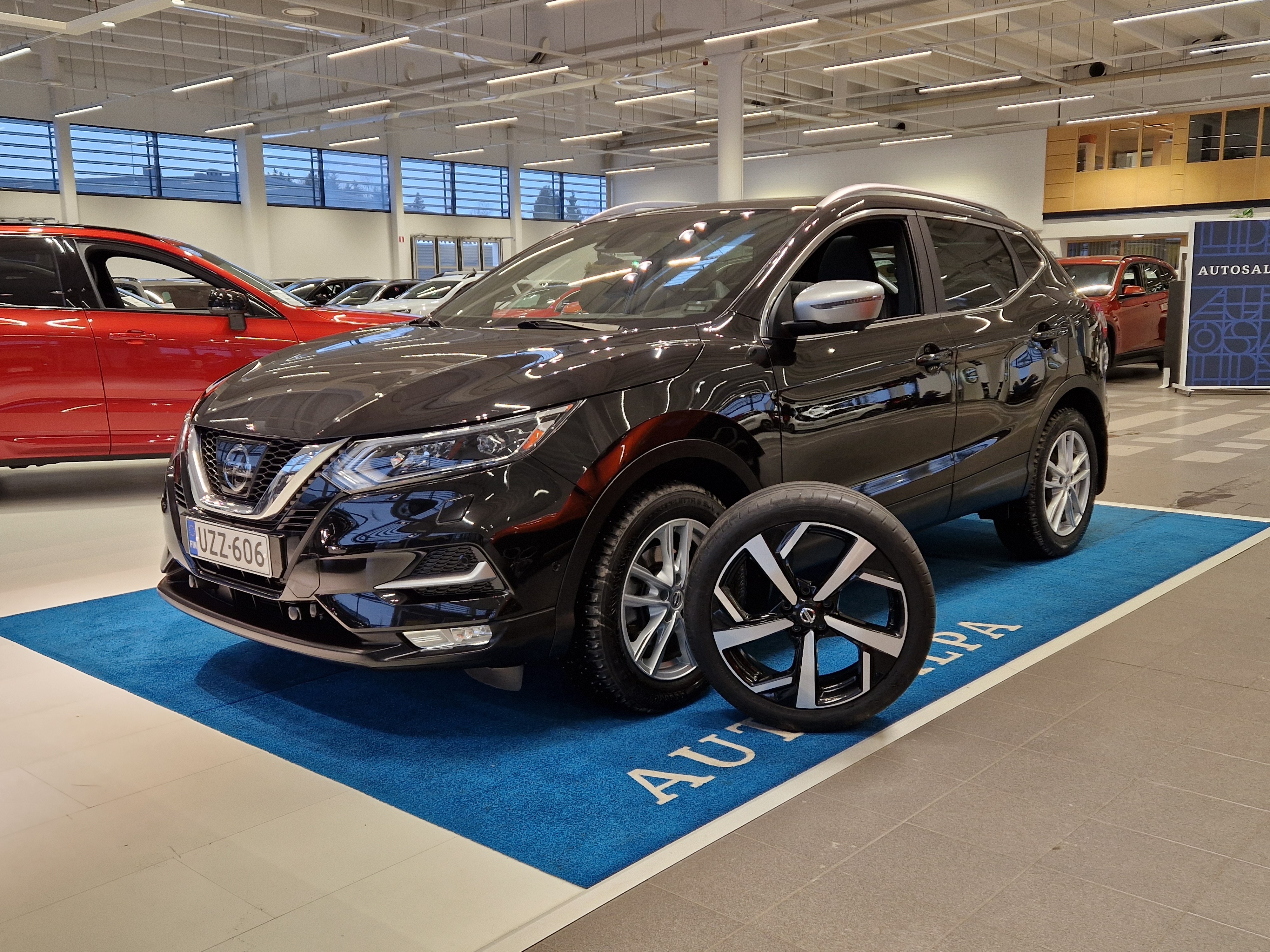 Nissan QASHQAI DIG-T 115 TEKNA+ 2WD XTRONIC BOSE
