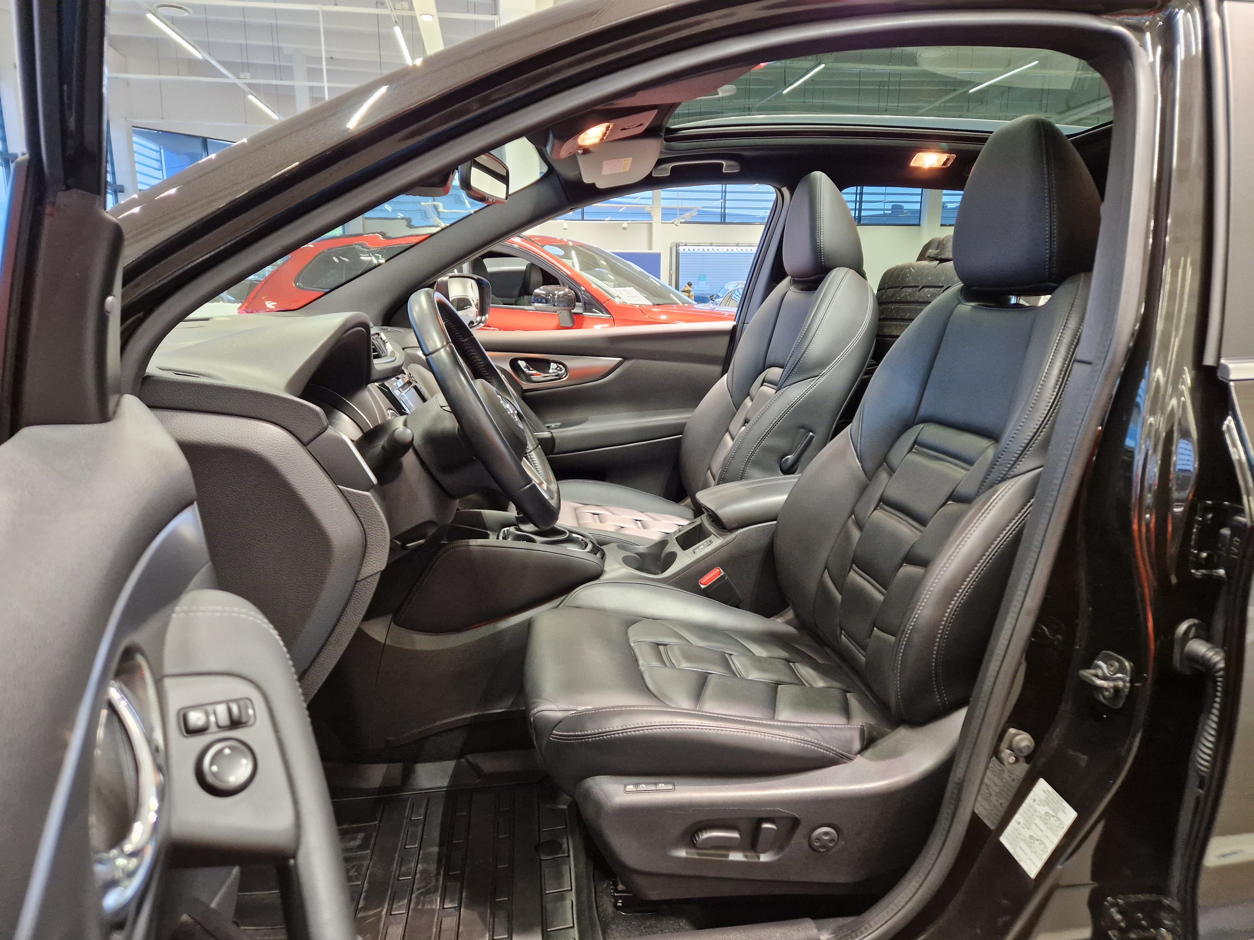 Nissan QASHQAI DIG-T 115 TEKNA+ 2WD XTRONIC BOSE