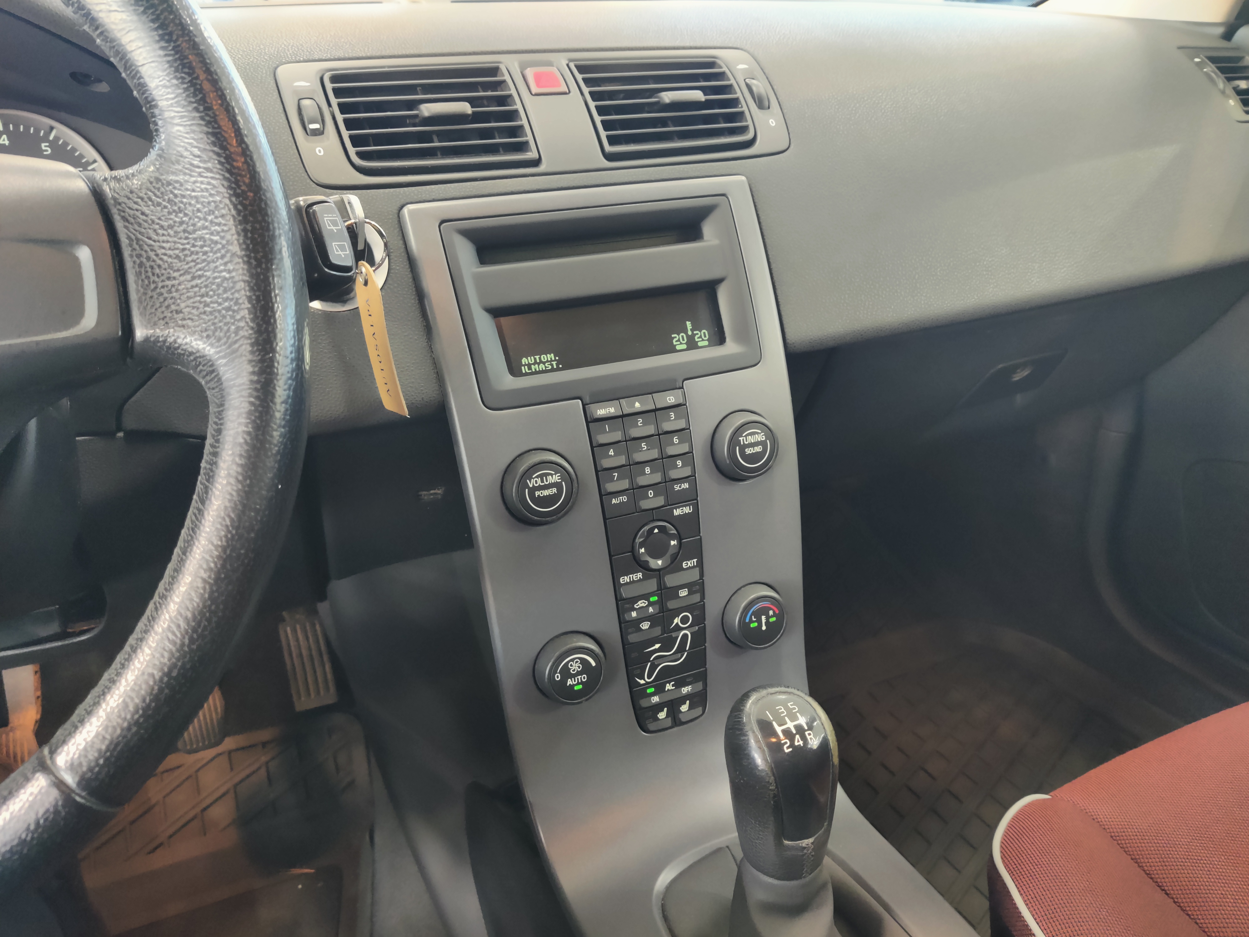 Volvo C30 1,6 (100 HV) KINETIC MAN