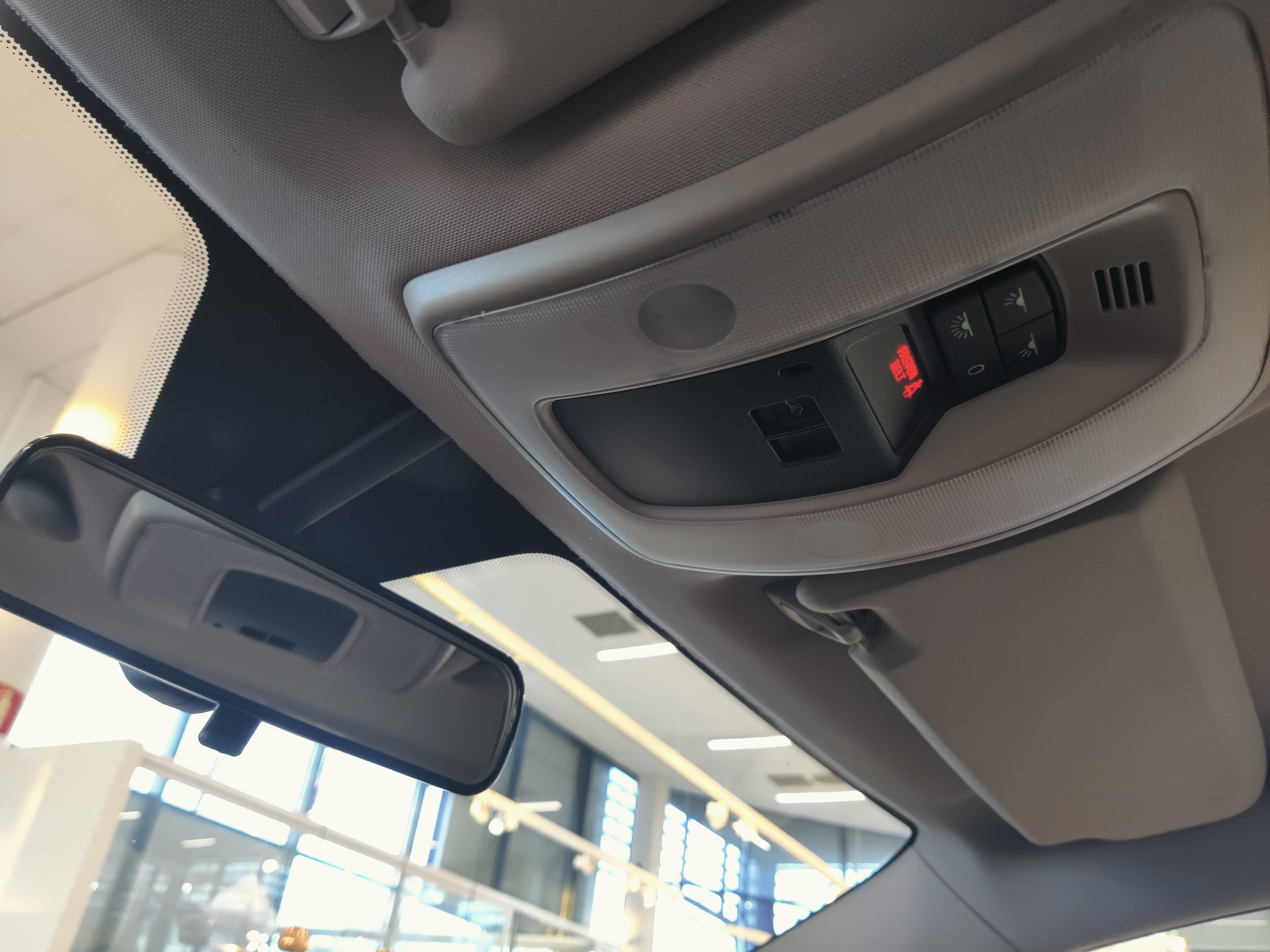 Volvo C30 1,6 (100 HV) KINETIC MAN