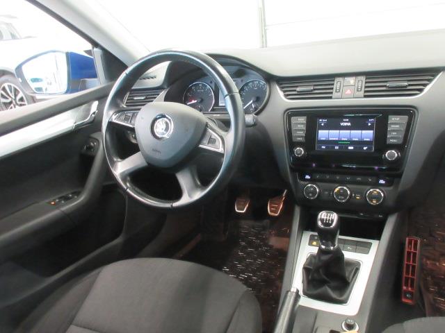 Skoda OCTAVIA 1,8 TSI ELEGANCE