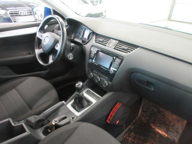 Skoda OCTAVIA 1,8 TSI ELEGANCE