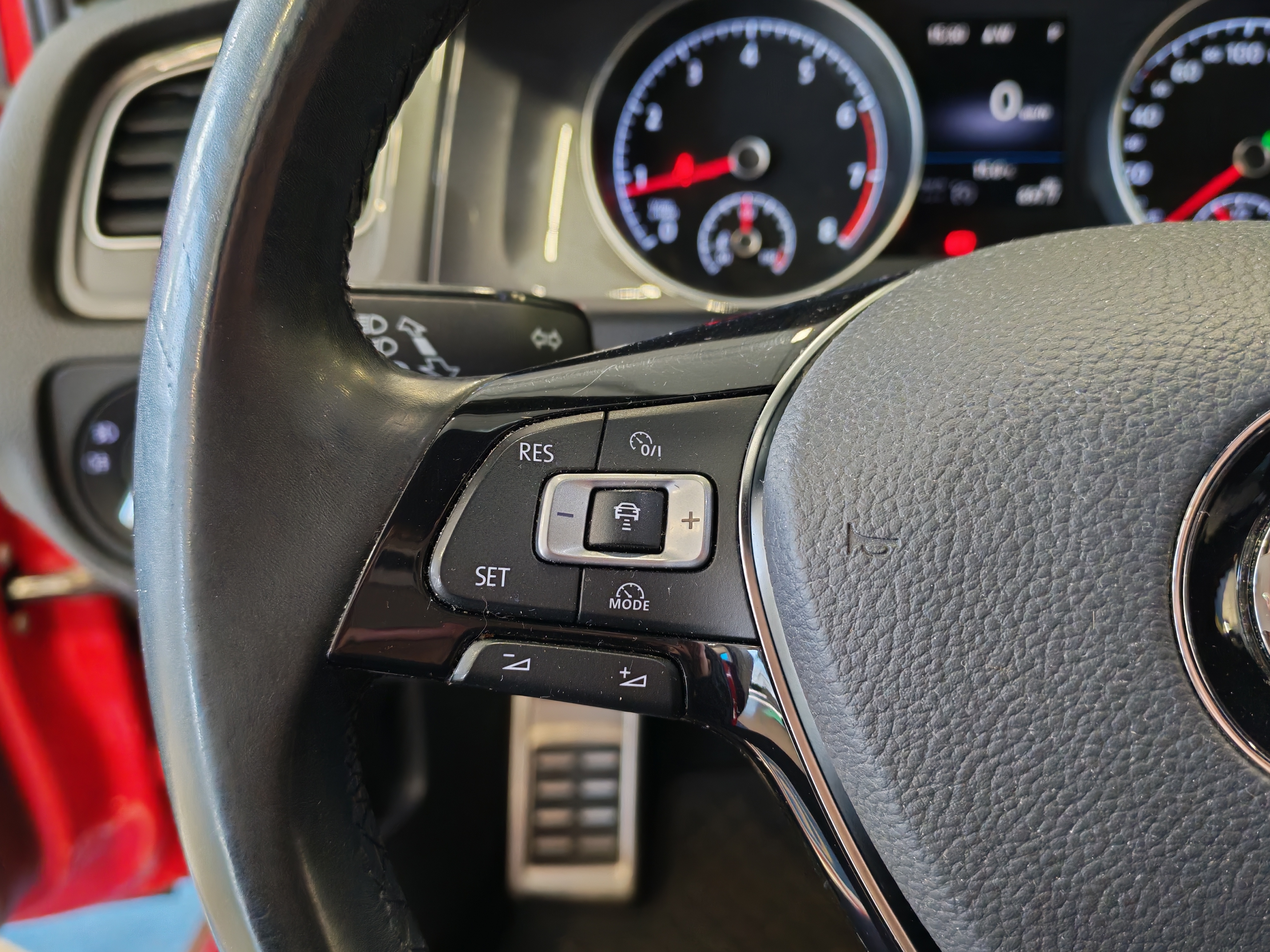Volkswagen GOLF VARIANT ALLTRACK 1,8 TSI 132 KW (180 HV) 4MOTION D