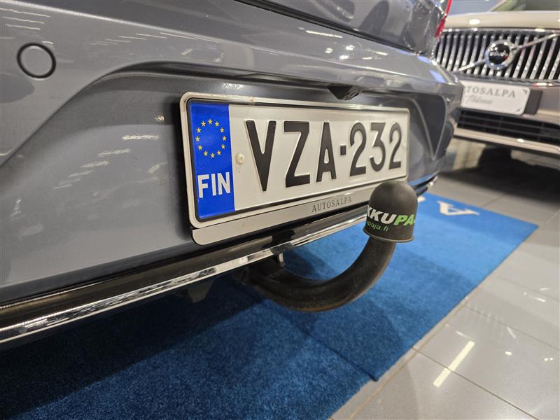 Volvo S90 D5 AWD INSCRIPTION AUT. TAKUU 12KK/20TKM