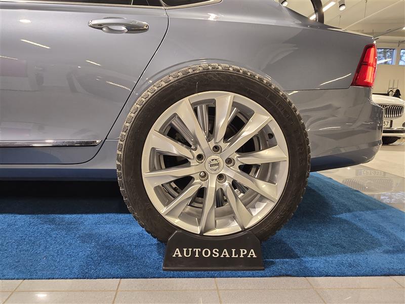 Volvo S90 D5 AWD INSCRIPTION AUT. TAKUU 12KK/20TKM
