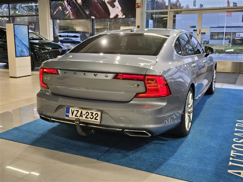 Volvo S90 D5 AWD INSCRIPTION AUT. TAKUU 12KK/20TKM