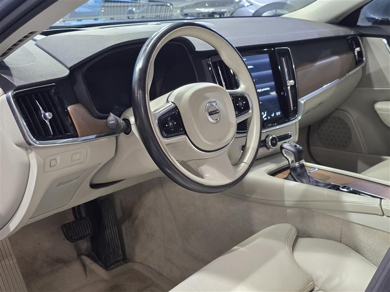 Volvo S90 D5 AWD INSCRIPTION AUT. TAKUU 12KK/20TKM