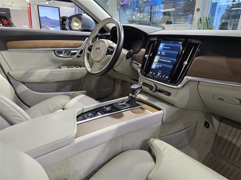 Volvo S90 D5 AWD INSCRIPTION AUT. TAKUU 12KK/20TKM