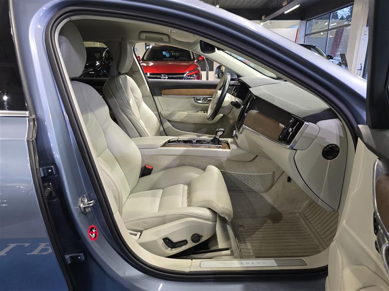 Volvo S90 D5 AWD INSCRIPTION AUT. TAKUU 12KK/20TKM