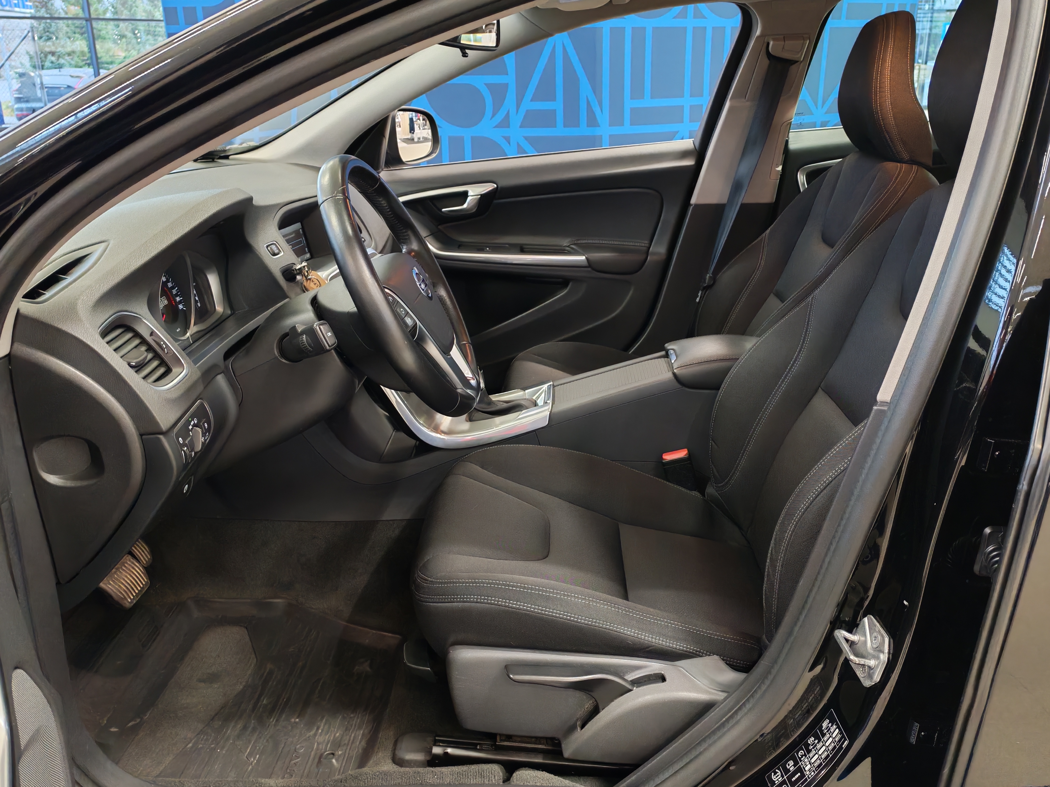 Volvo S60 D4 AWD BUSINESS AUT.