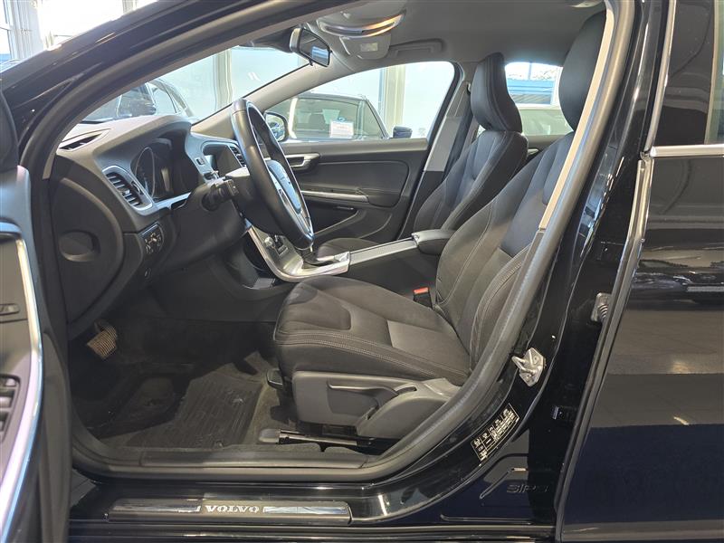 Volvo S60 D4 AWD Business aut. 2017, kuva 6/25