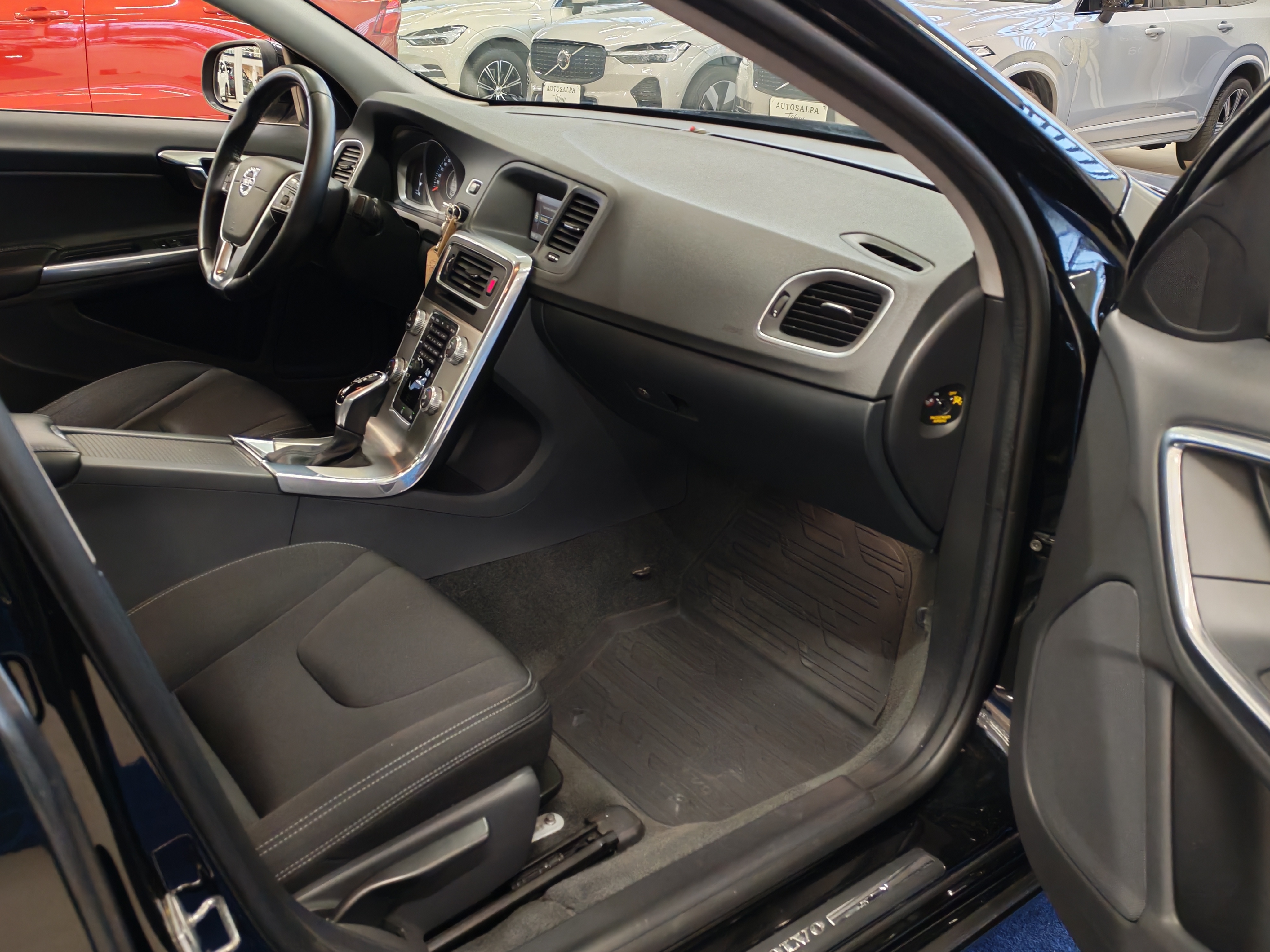 Volvo S60 D4 AWD BUSINESS AUT.