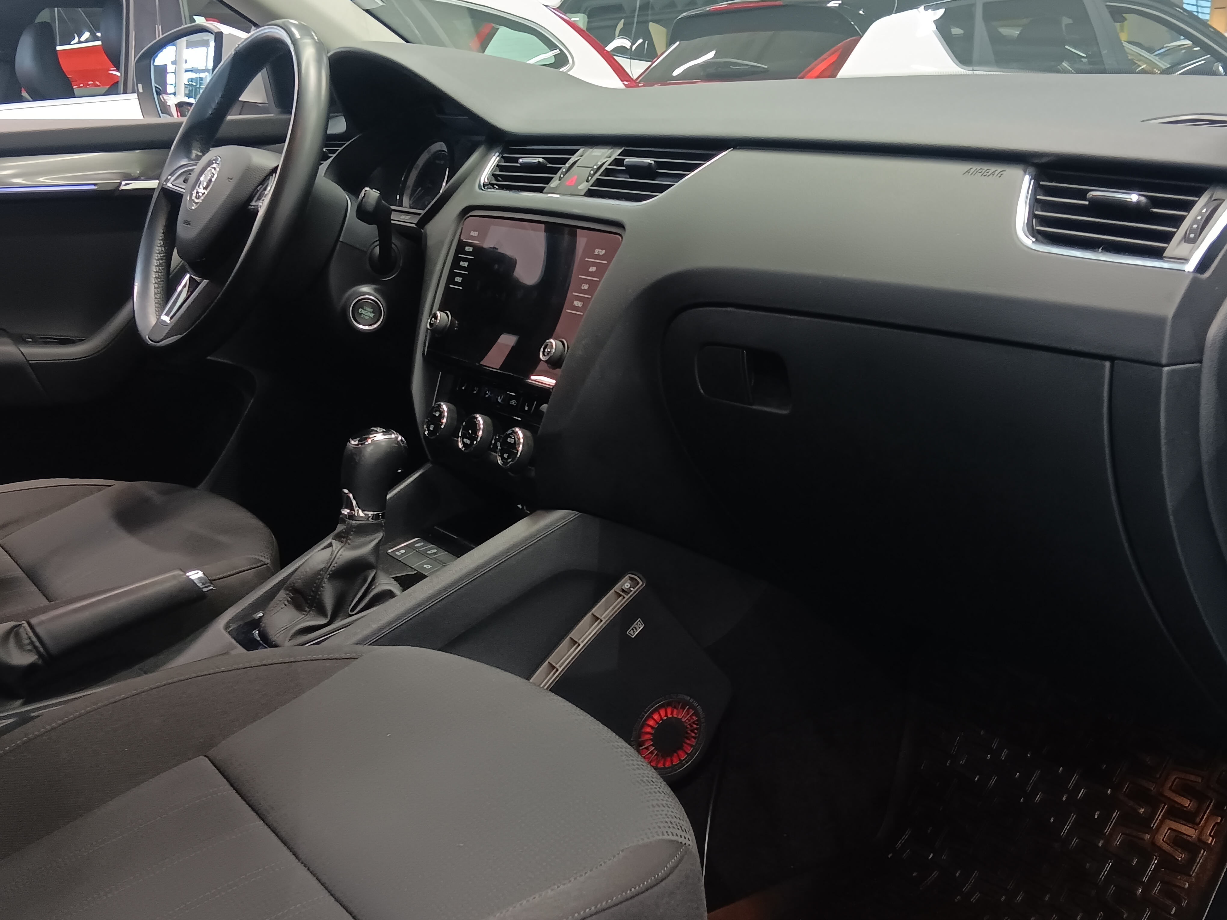 Skoda OCTAVIA COMBI 1,4 TSI STYLE DSG AUTOM.