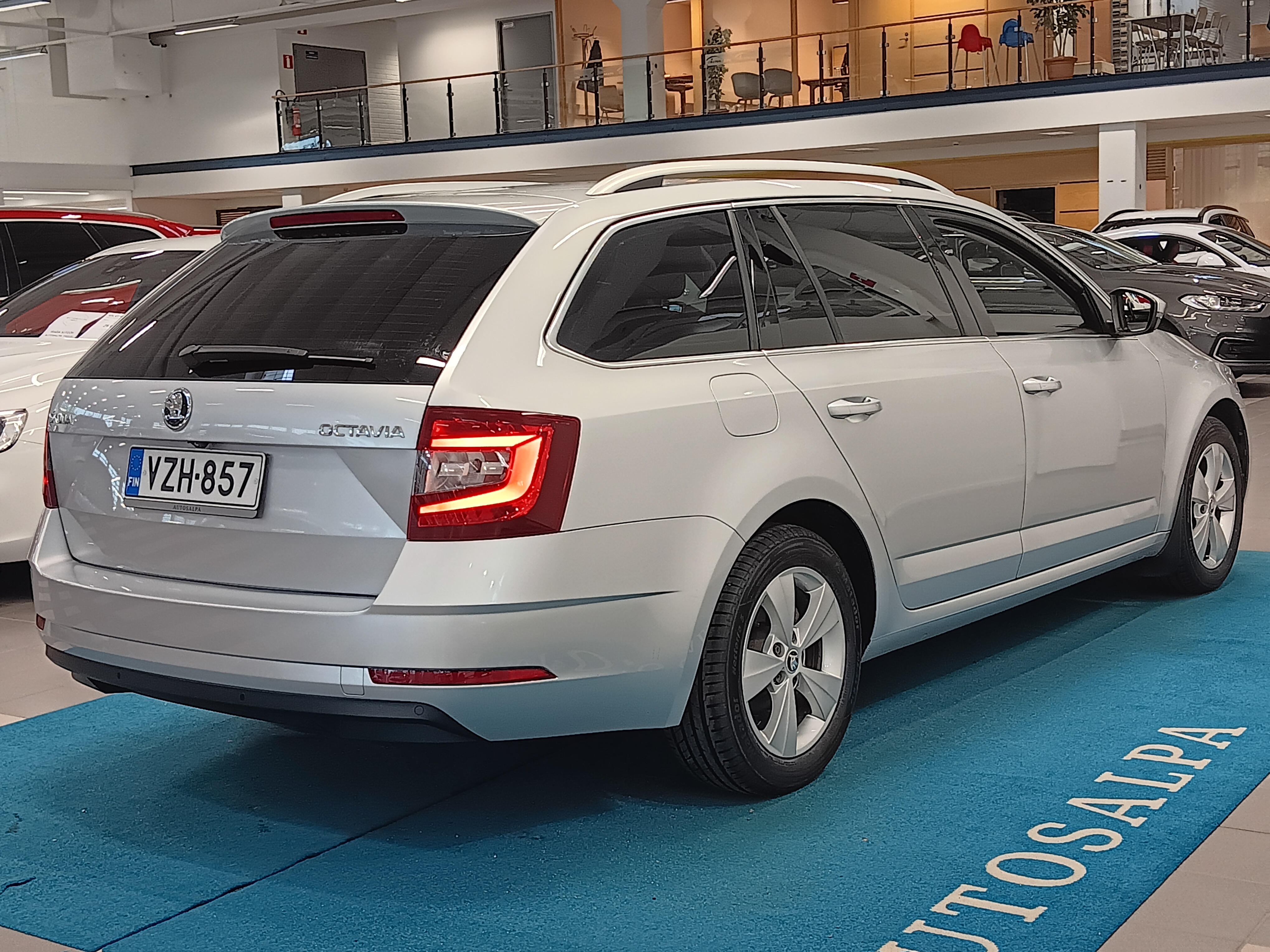 Skoda OCTAVIA COMBI 1,4 TSI STYLE DSG AUTOM.