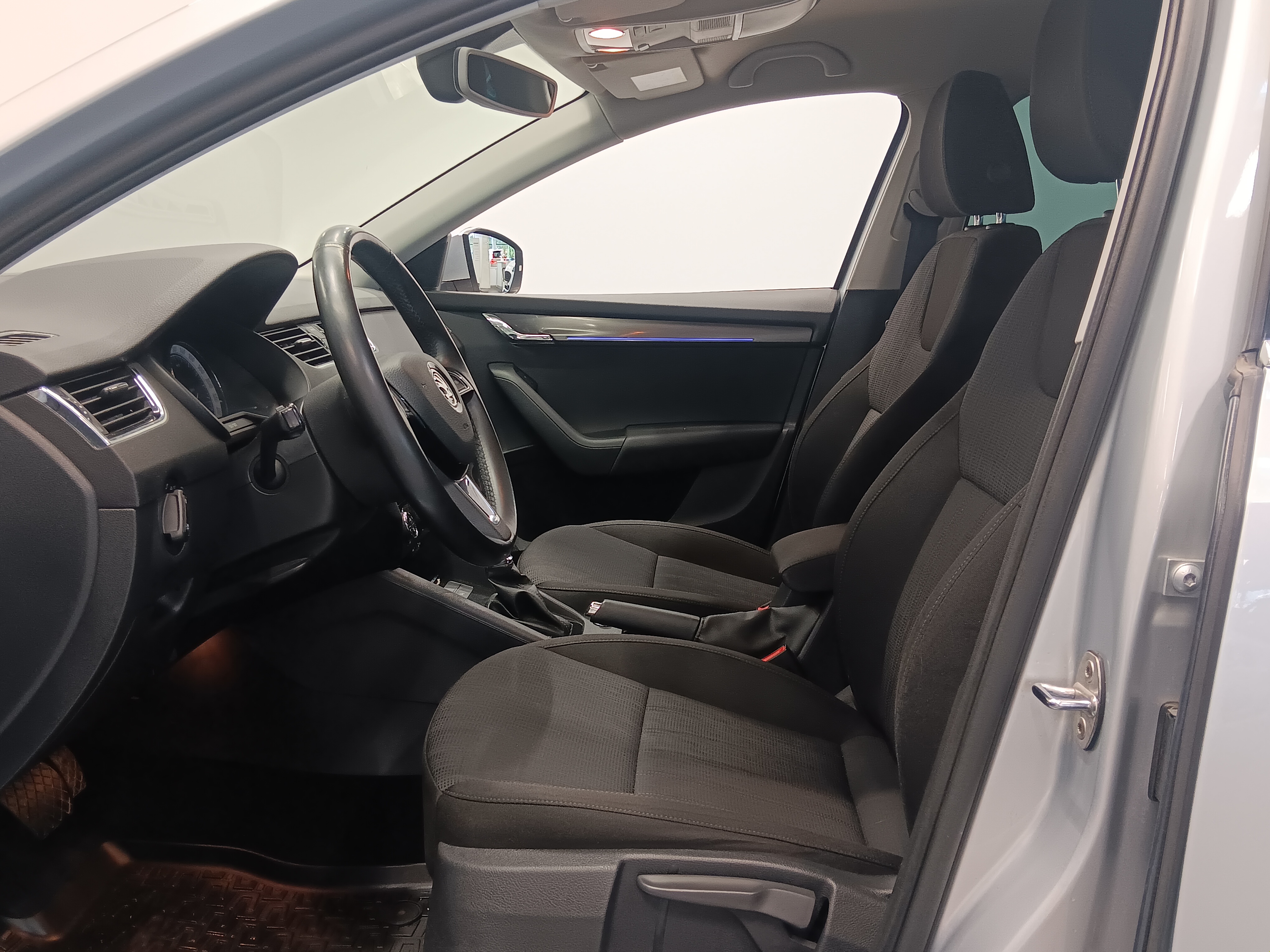 Skoda OCTAVIA COMBI 1,4 TSI STYLE DSG AUTOM.