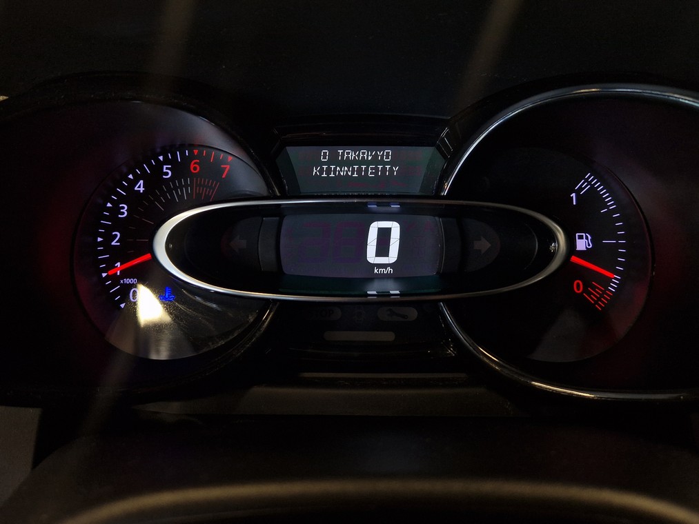 Renault CLIO 1,2 16V 75 LIMITED