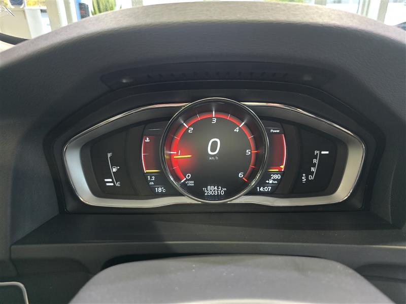 Volvo V60 D2 BUSINESS CLASSIC SUMMUM AUT.