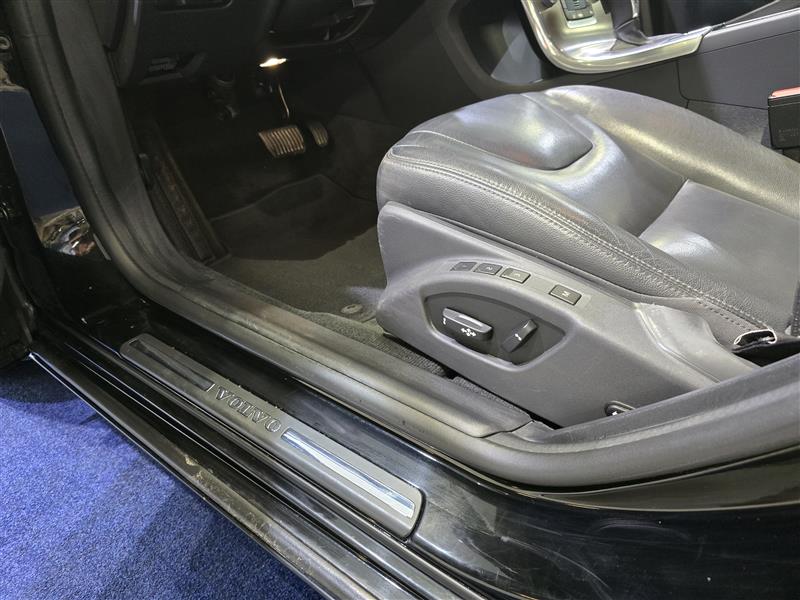 Volvo V60 D2 BUSINESS CLASSIC SUMMUM AUT.