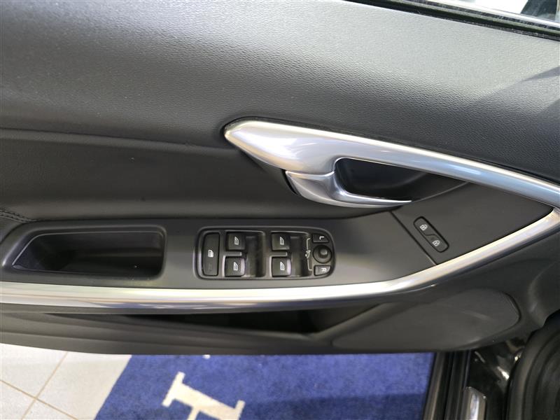 Volvo V60 D2 BUSINESS CLASSIC SUMMUM AUT.