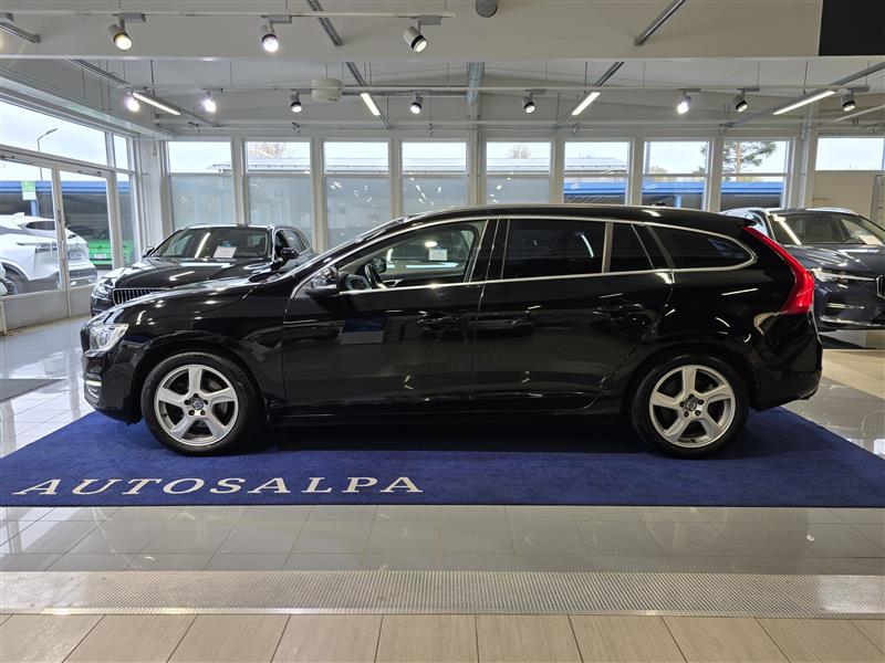 Volvo V60 D2 BUSINESS CLASSIC SUMMUM AUT.