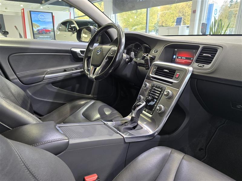 Volvo V60 2018, bild 7/26