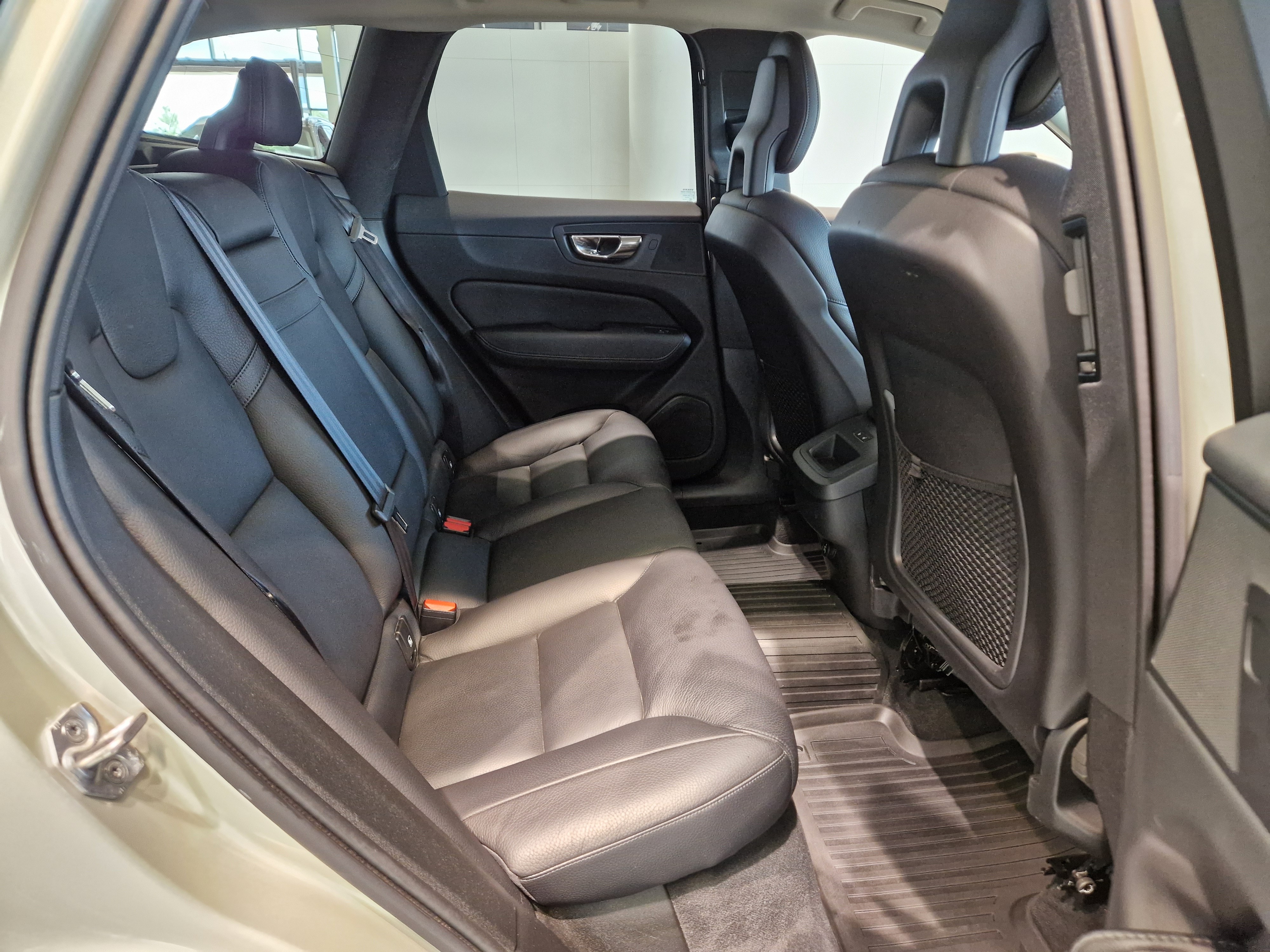 Volvo XC60 D5 AWD BUSINESS INSCRIPTION AUT