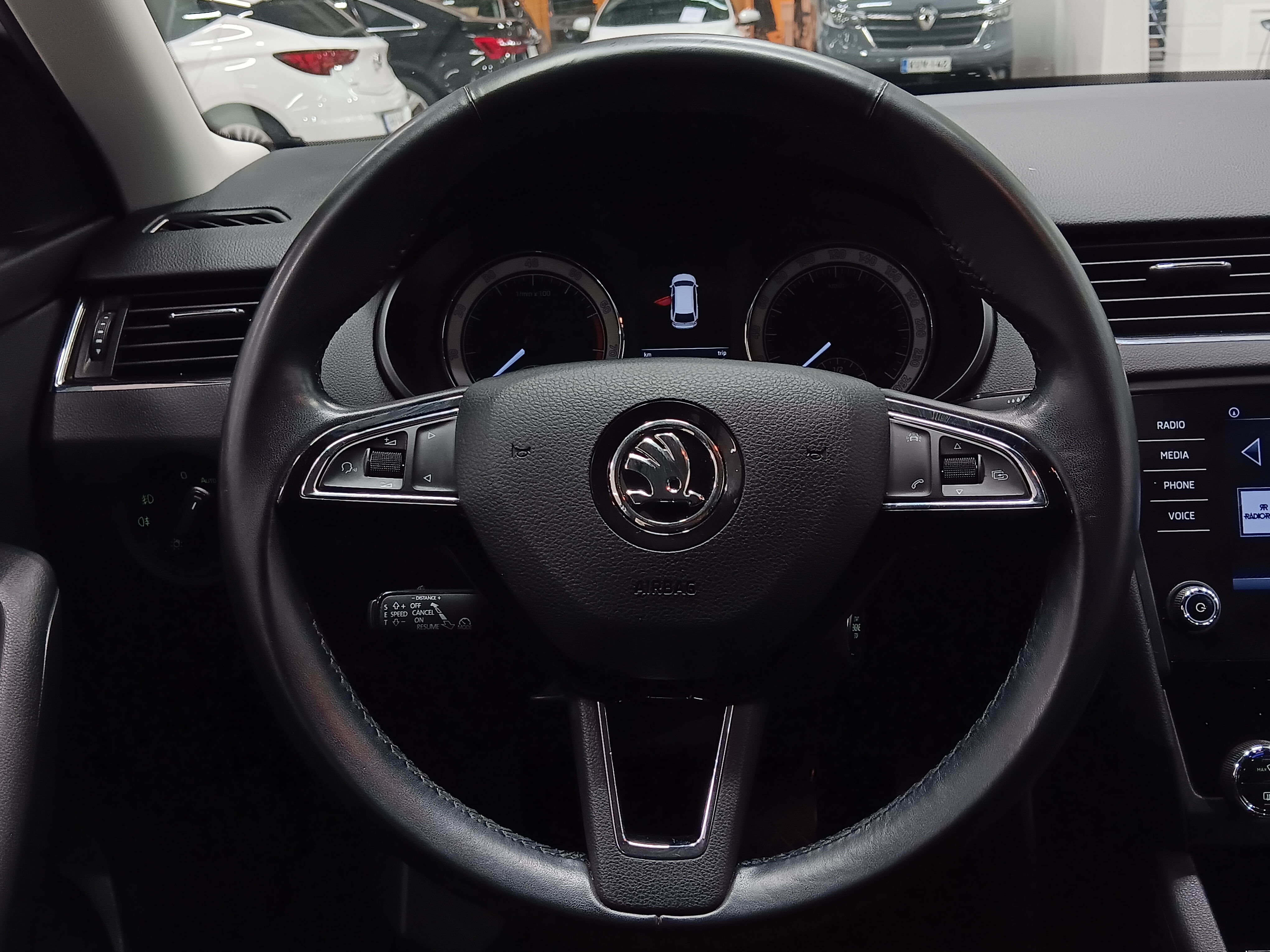 Skoda OCTAVIA COMBI 1,5 TSI STYLE DSG AUTOM.