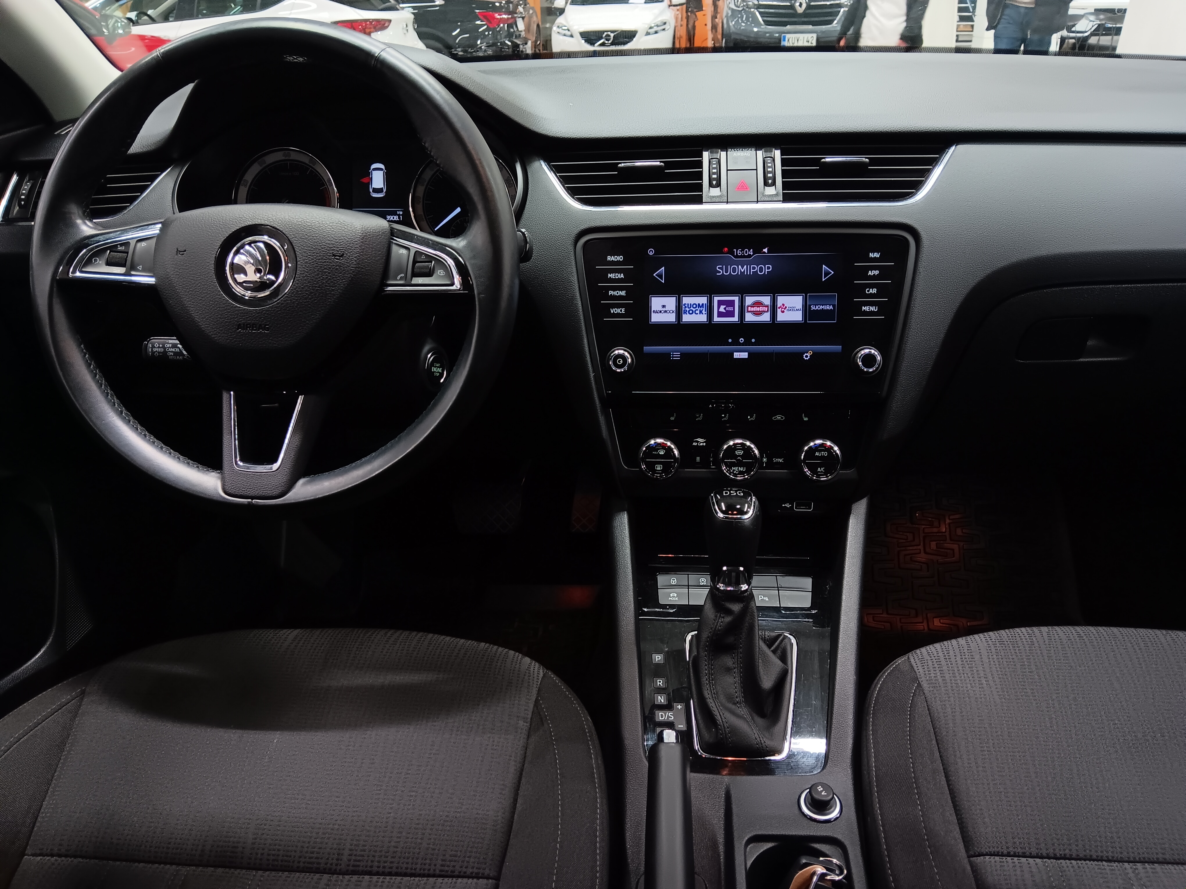 Skoda OCTAVIA COMBI 1,5 TSI STYLE DSG AUTOM.