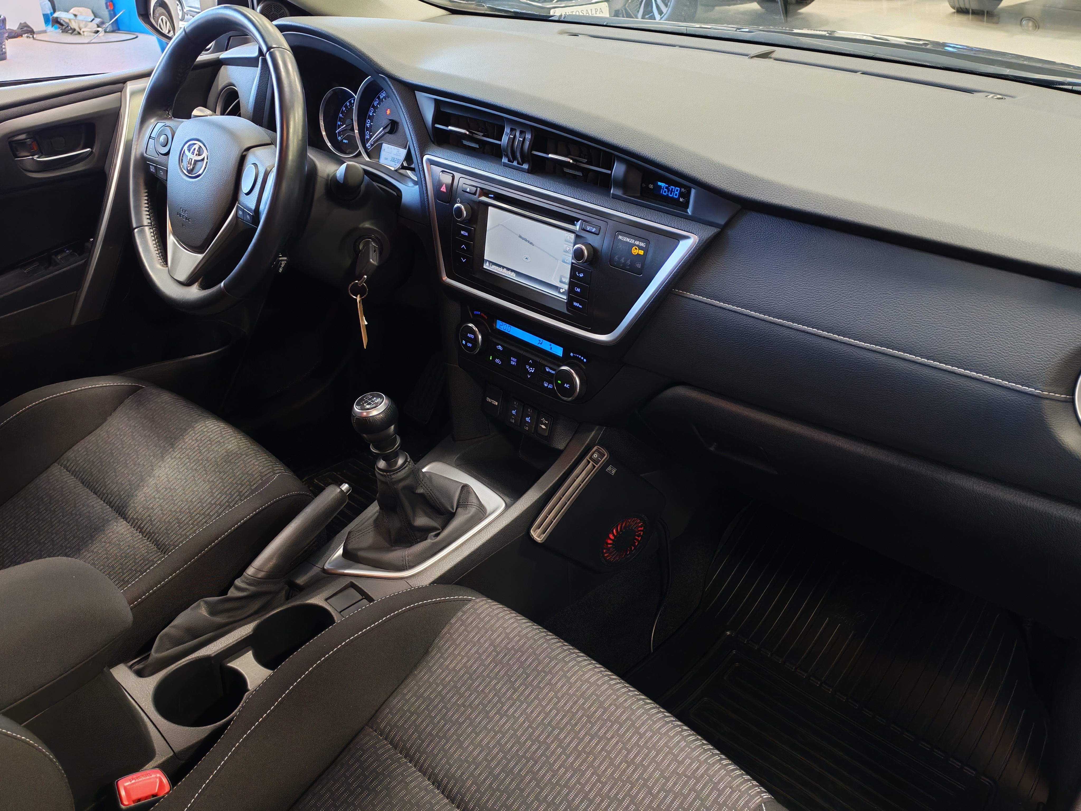 Toyota AURIS 1,6 VALVEMATIC ACTIVE EDITION 5OV