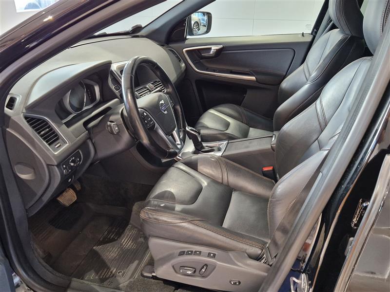 Volvo XC60 2017, kuva 6/23