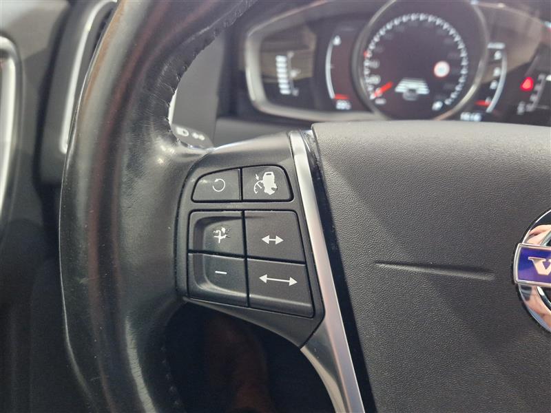 Volvo XC60 D4 AWD BUSINESS CLASSIC SUMMUM AUT