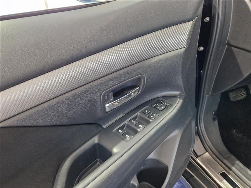 Mitsubishi OUTLANDER 2,2 DI-D INTENSE AT 4WD 5P