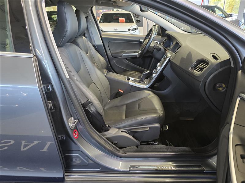Volvo S60 2017, kuva 7/22