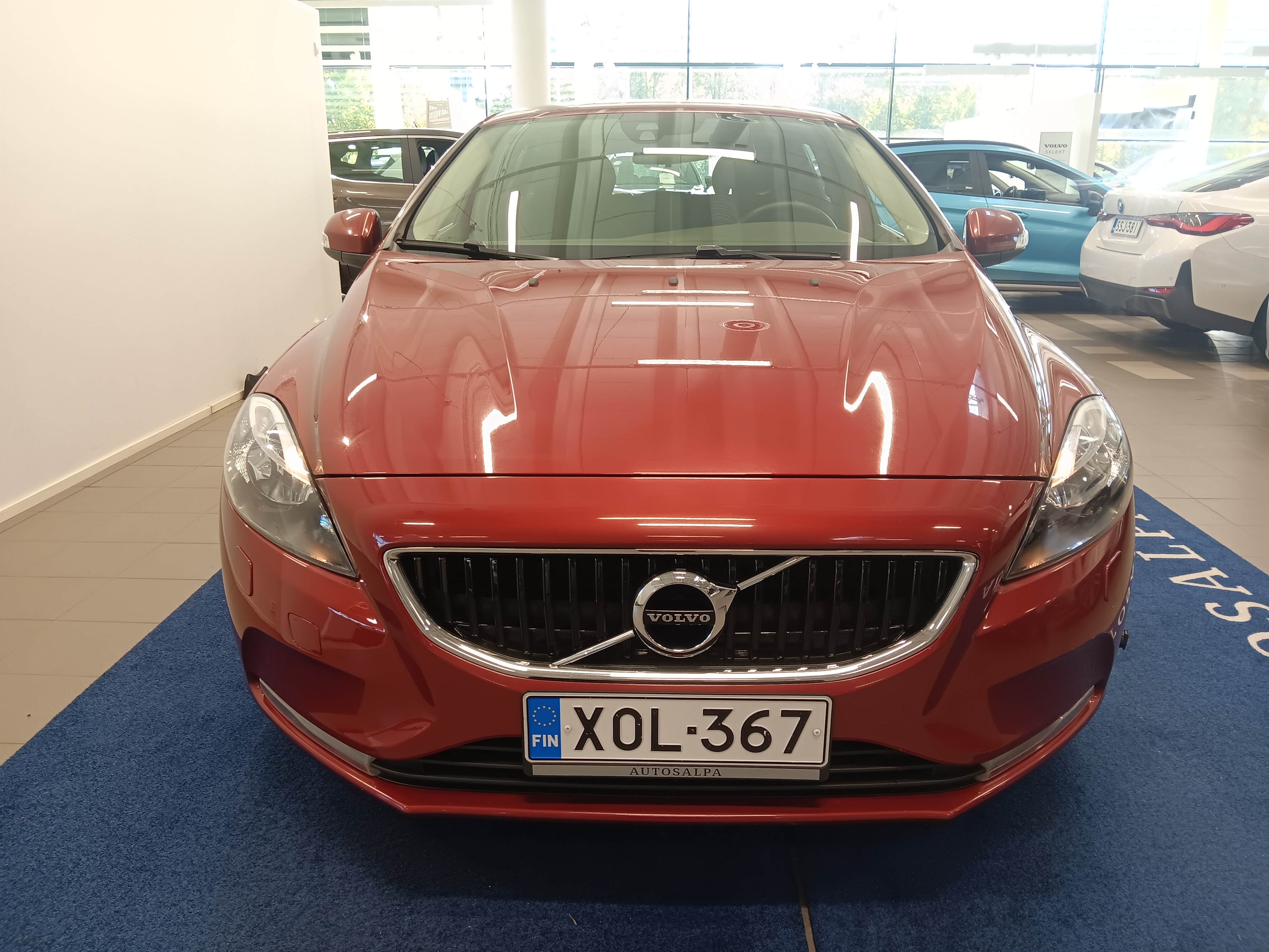 Volvo V40 T2 Kinetic 2018, bild 2/17