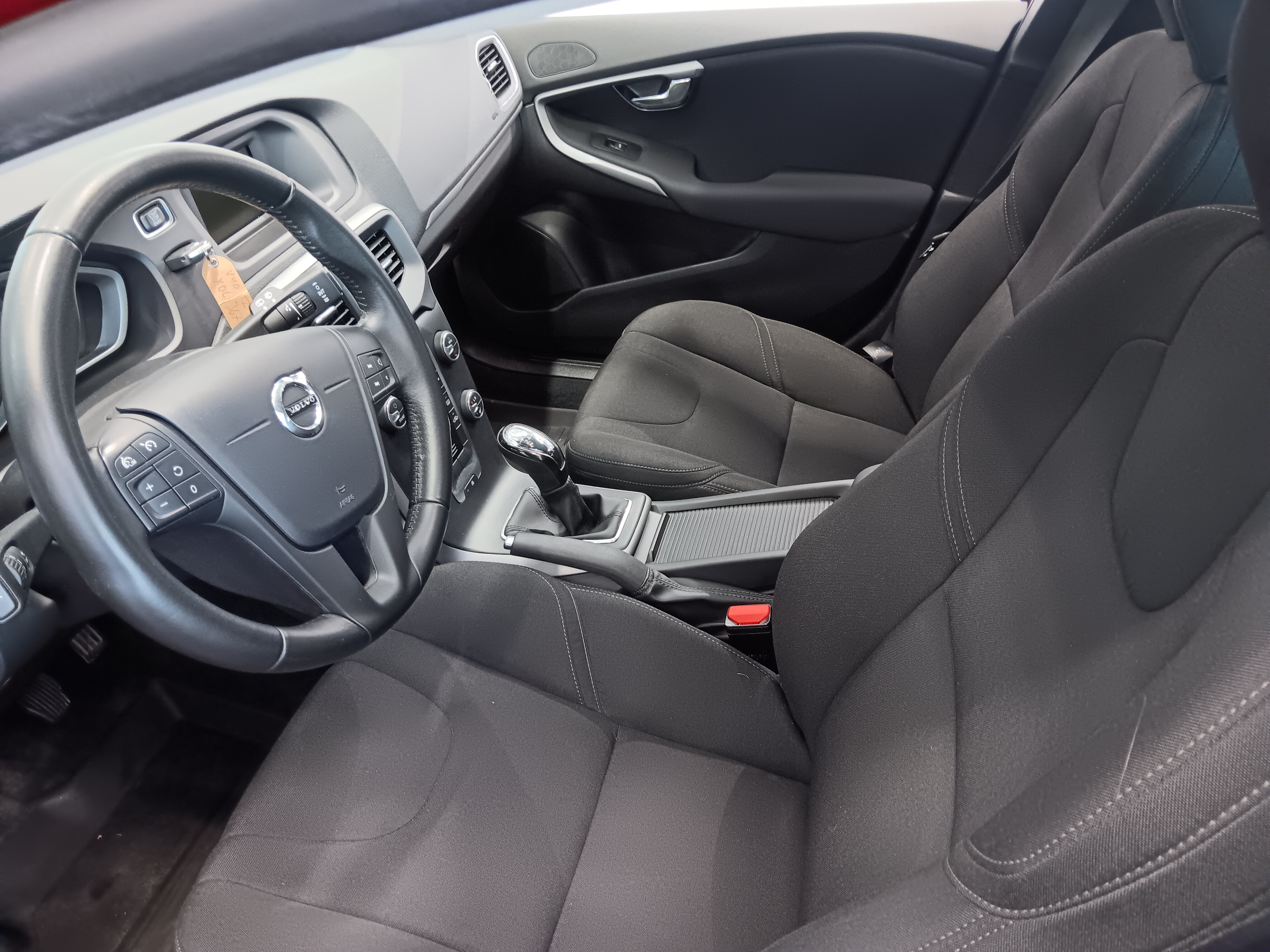 Volvo V40 T2 Kinetic 2018, bild 6/17