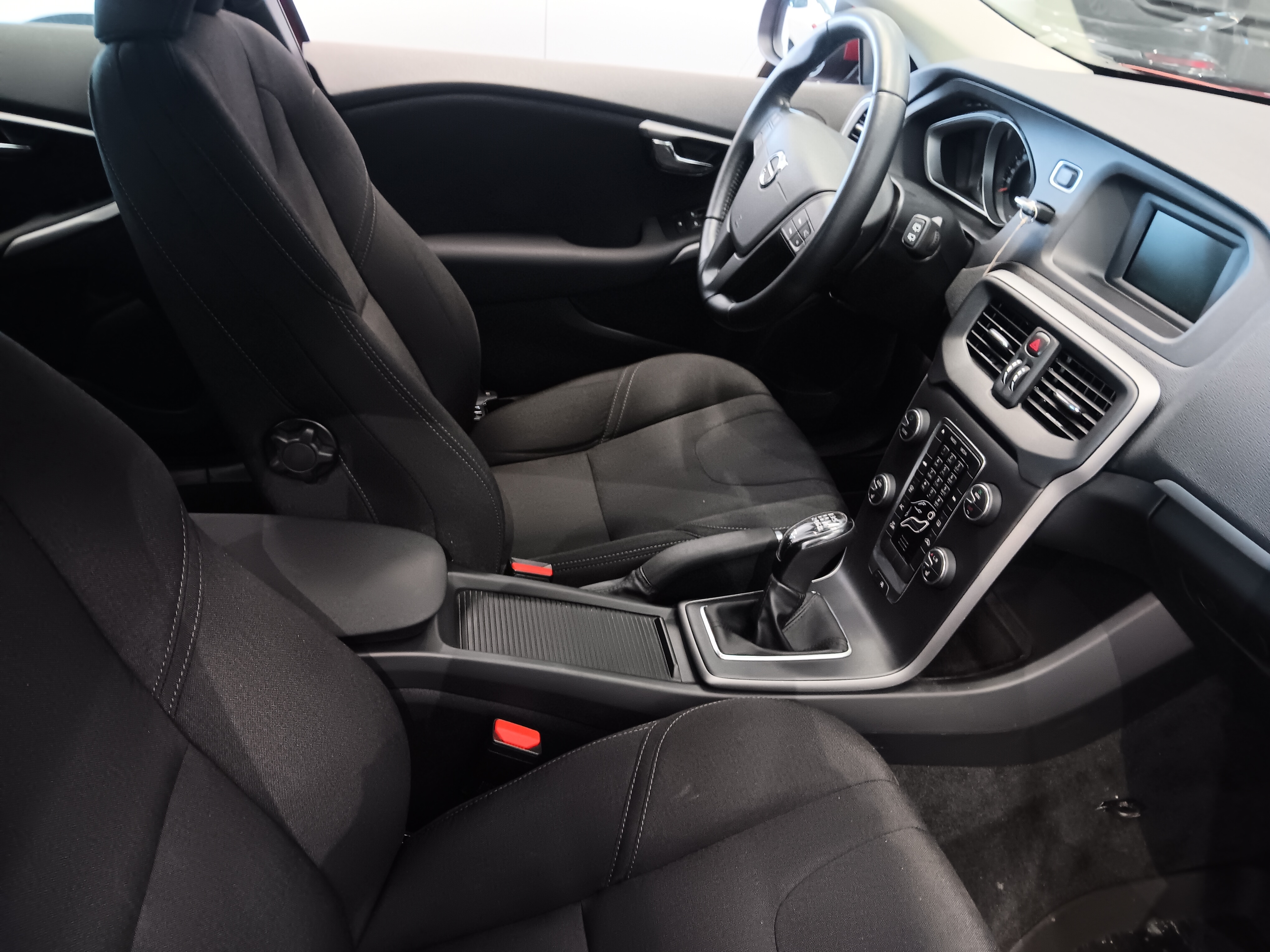 Volvo V40 T2 Kinetic 2018, bild 7/17