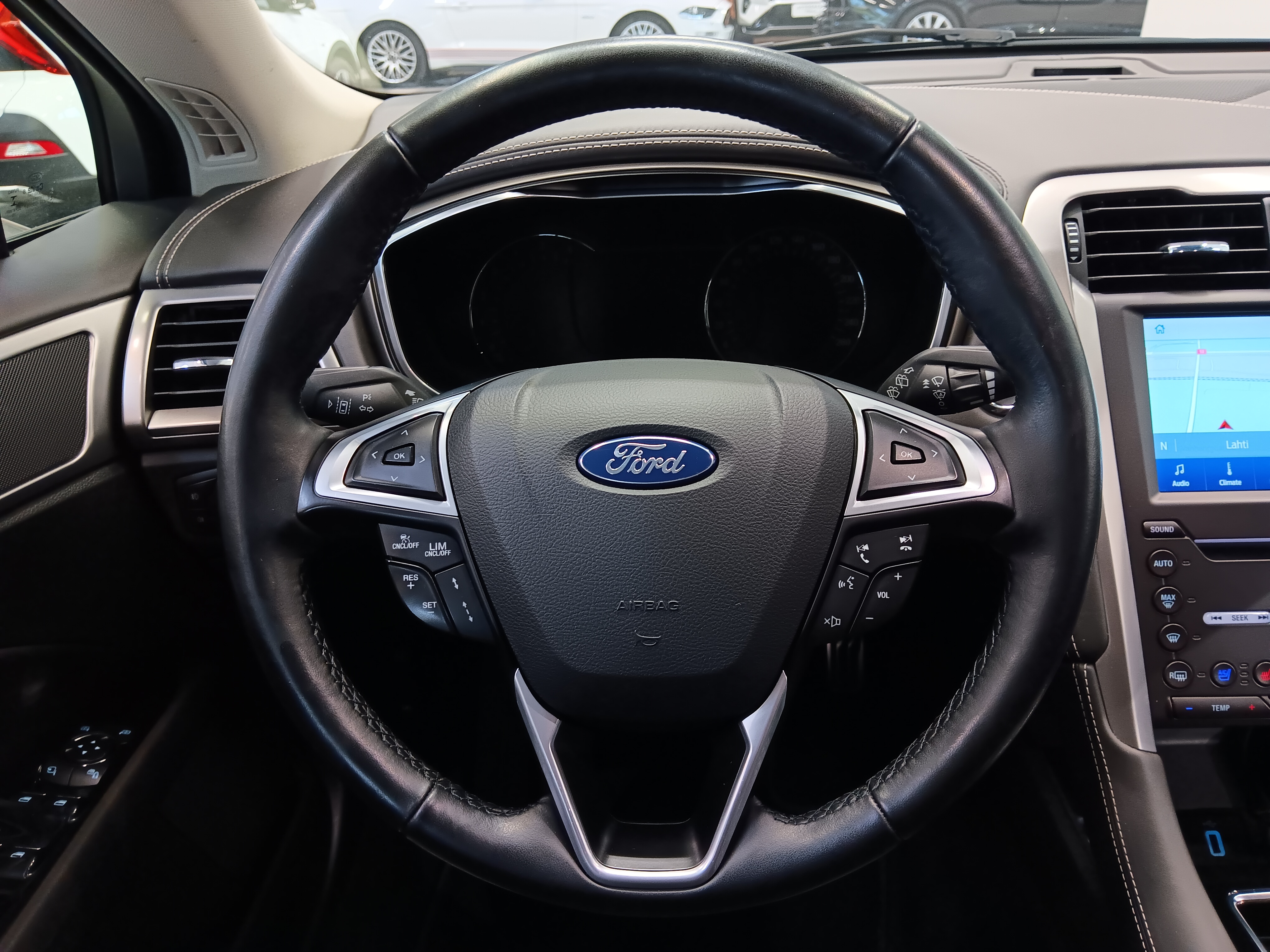 Ford MONDEO 2,0 TDCI ECOBLUE 190HV A8 VIGNALE 5-OVINEN
