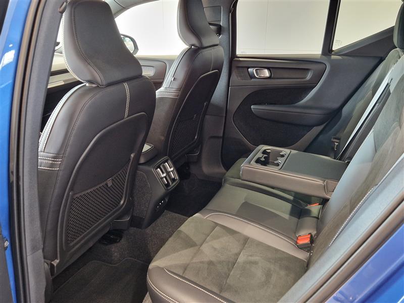 Volvo XC40 T3 BUSINESS R-DESIGN AUT.TAKUU 24KK/40TKM