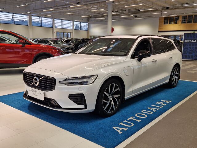 volvo V60 T8 TWE AWD R-DESIGN TAKUU 12KK/20TKM