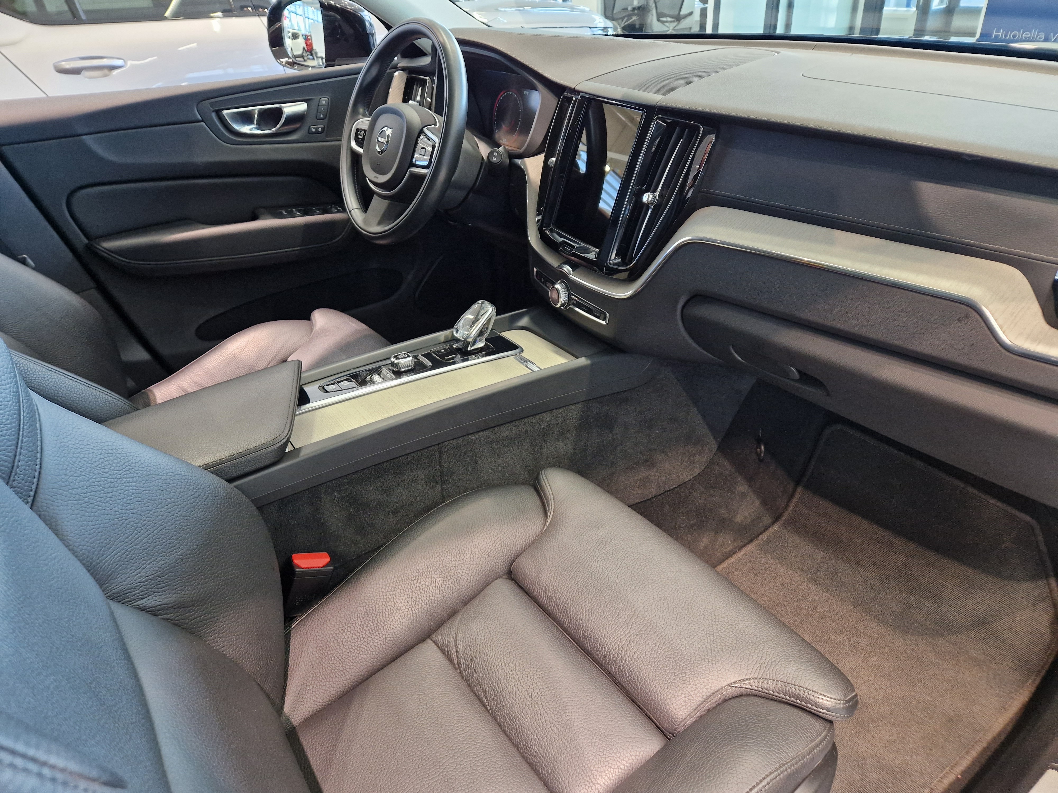 Volvo XC60 T6 TWE AWD INSCRIPTION TAKUU 24KK/40TKM