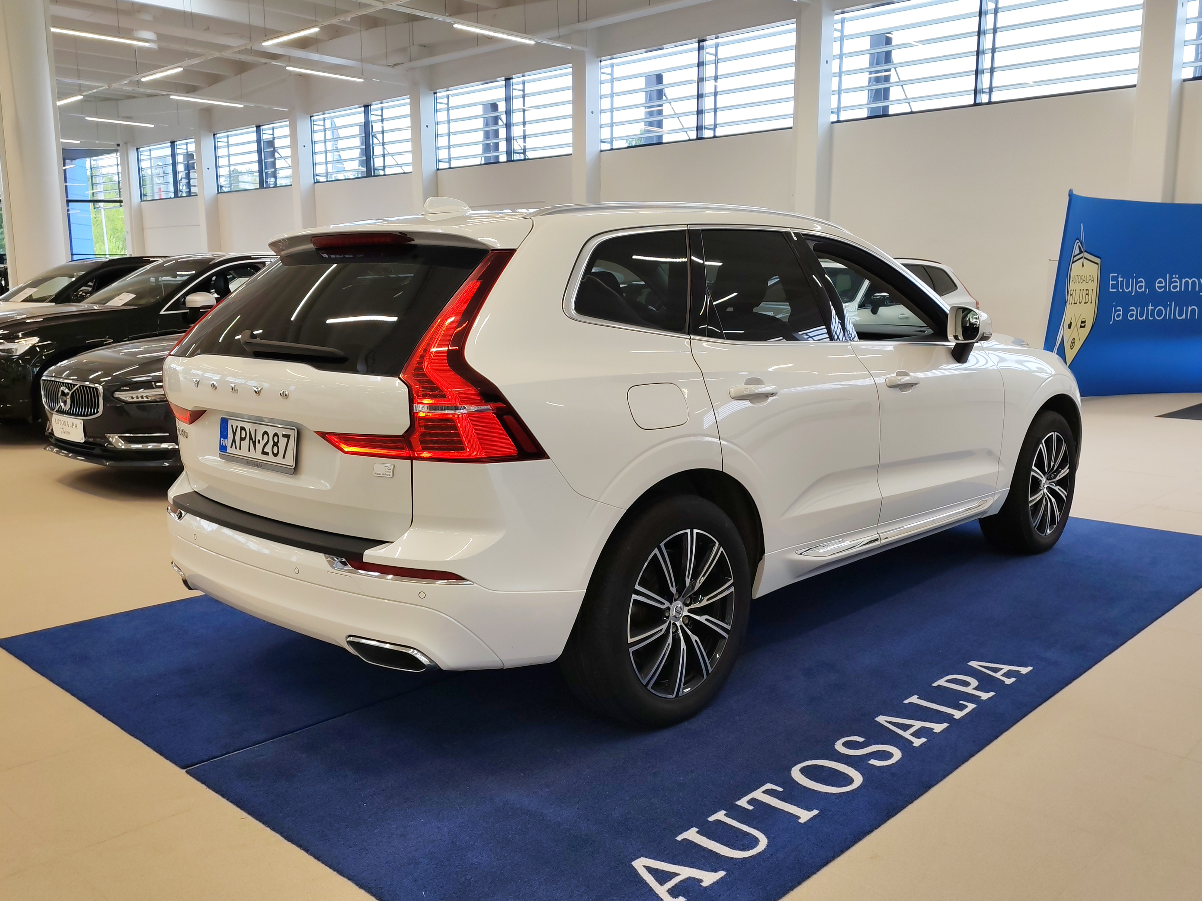 Volvo XC60 2021, kuva 3/21