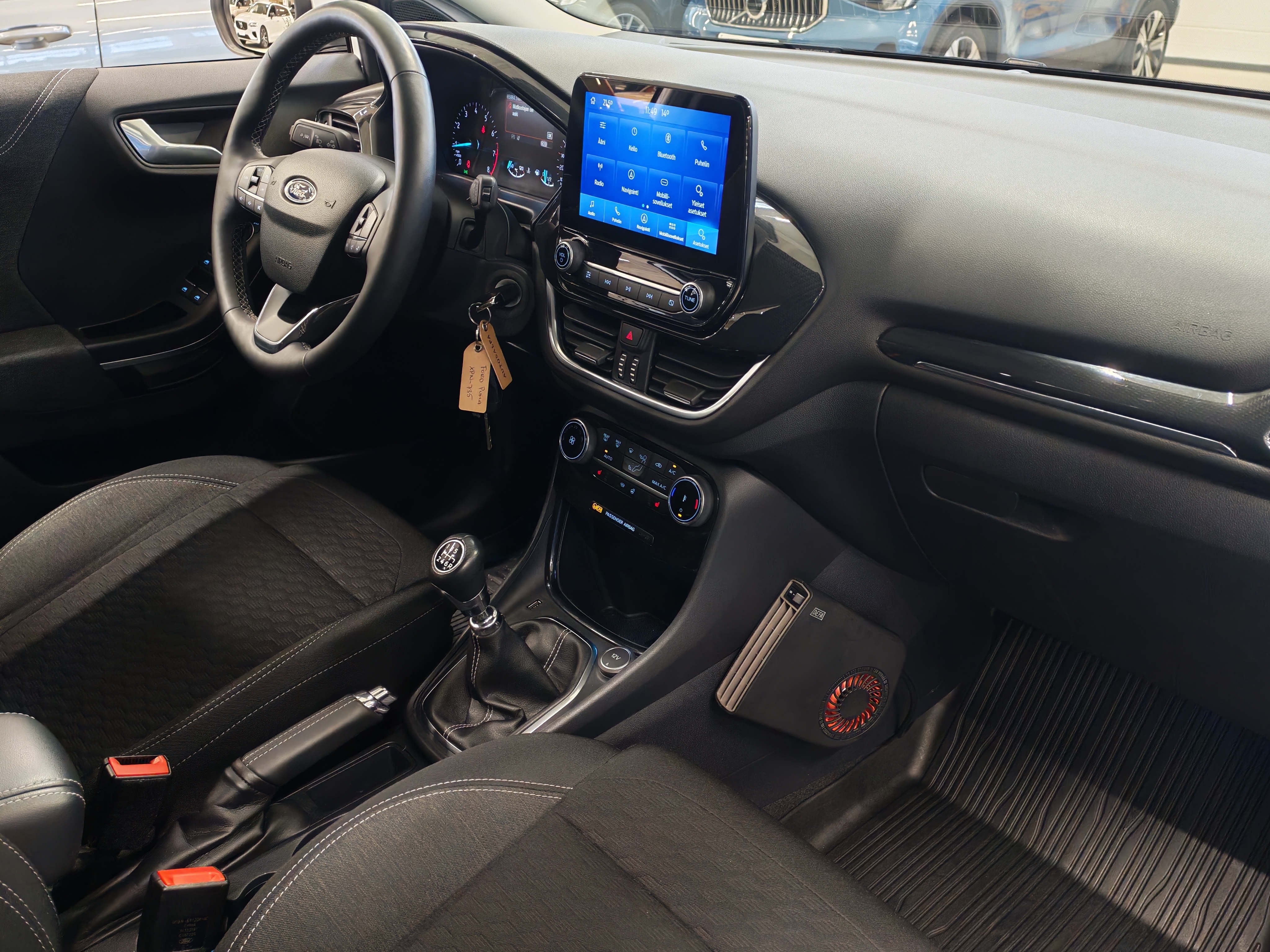 Ford PUMA 1,0 ECOBOOST HYBRID (MHEV) 125HV M6 TITANIUM