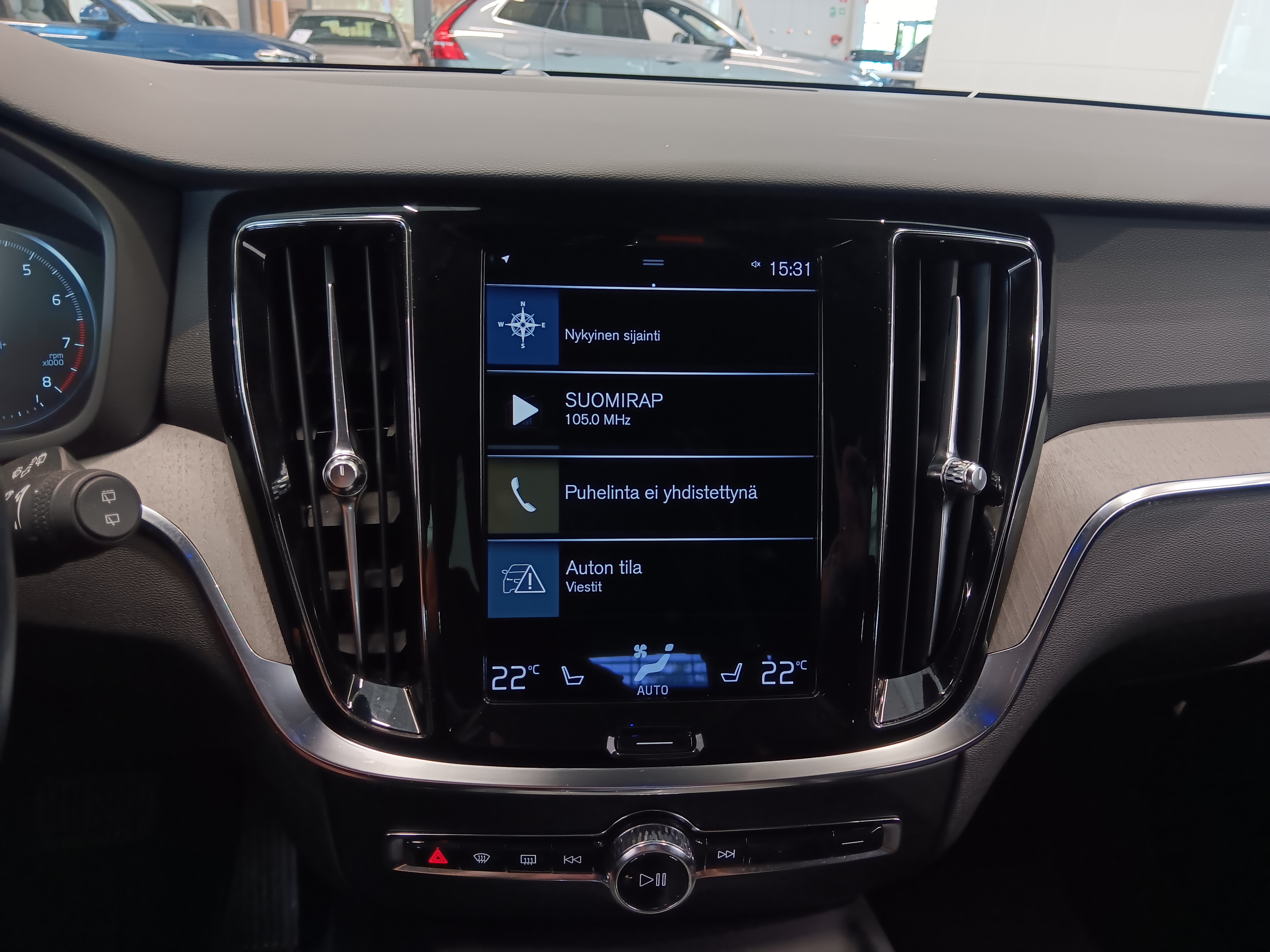 Volvo V60 B4 MHEV INSCRIPTION TAKUU 24KK/40TKM