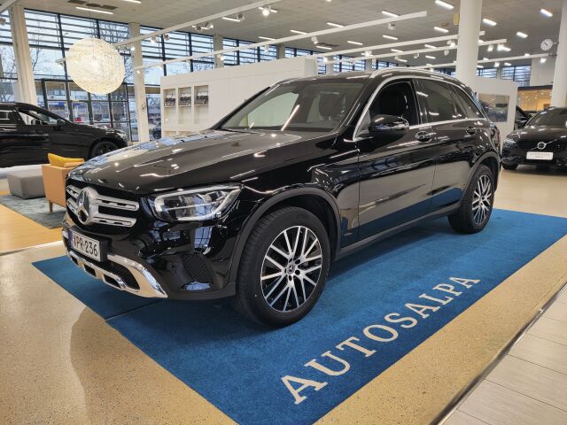 mercedes-benz GLC 300 E 4MATIC A BUSINESS EQ POWER TAKUU 24KK/40TKM