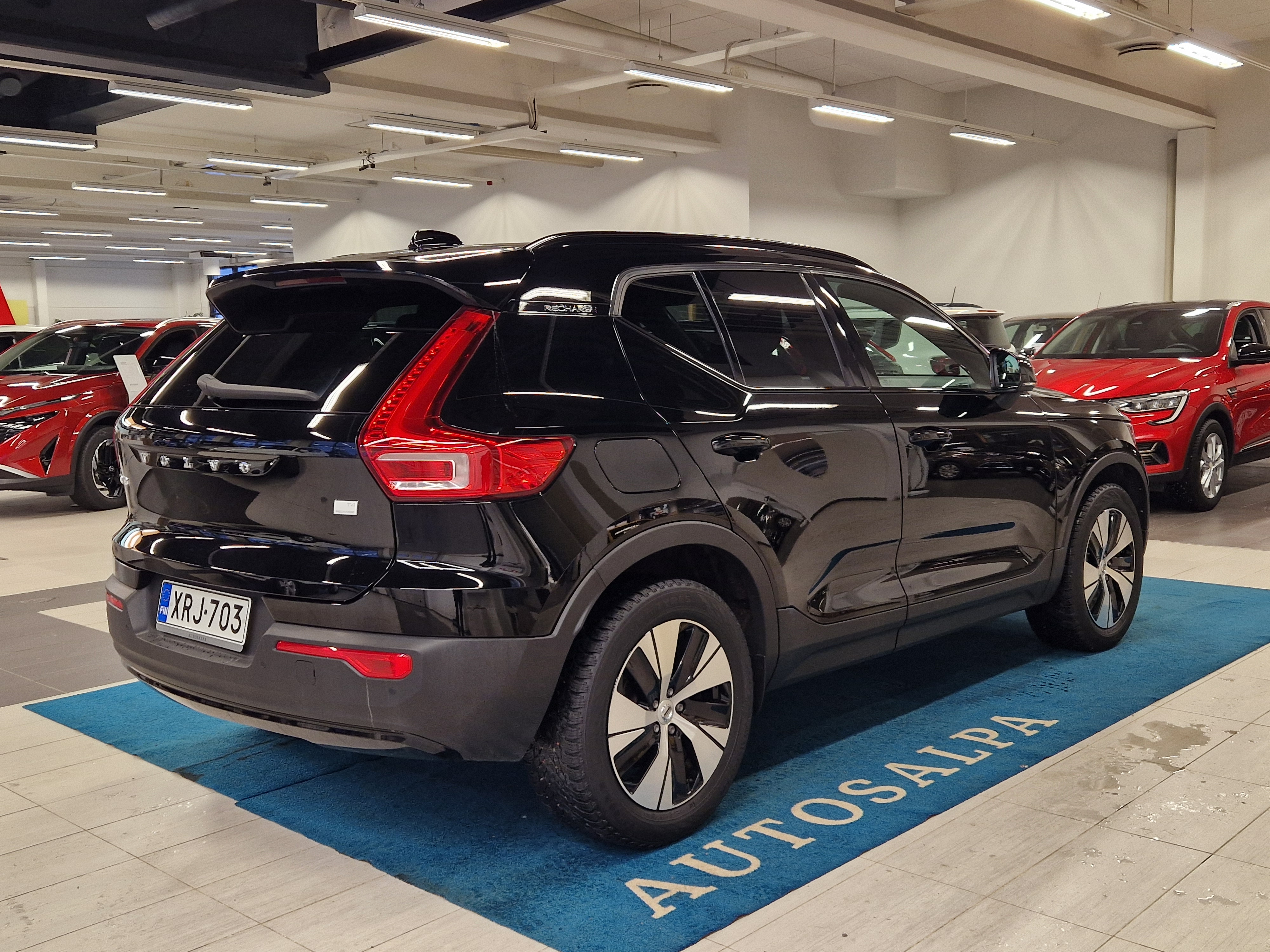 Volvo XC40 T4 TWE R-DESIGN TAKUU 24KK/40TKM.