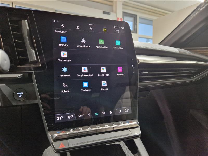 Renault MEGANE E-TECH 60KWH 220HV ICONIC.TAKUU 24KK/40TKM