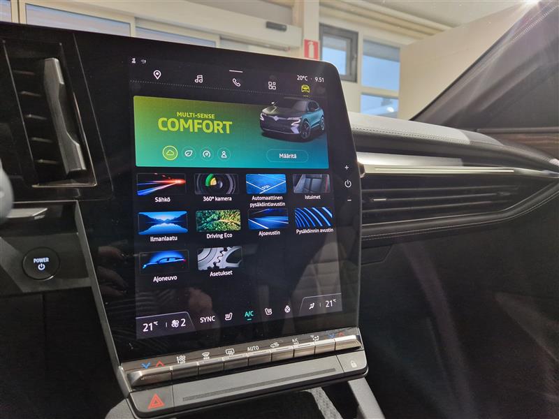 Renault MEGANE E-TECH 60KWH 220HV ICONIC.TAKUU 24KK/40TKM