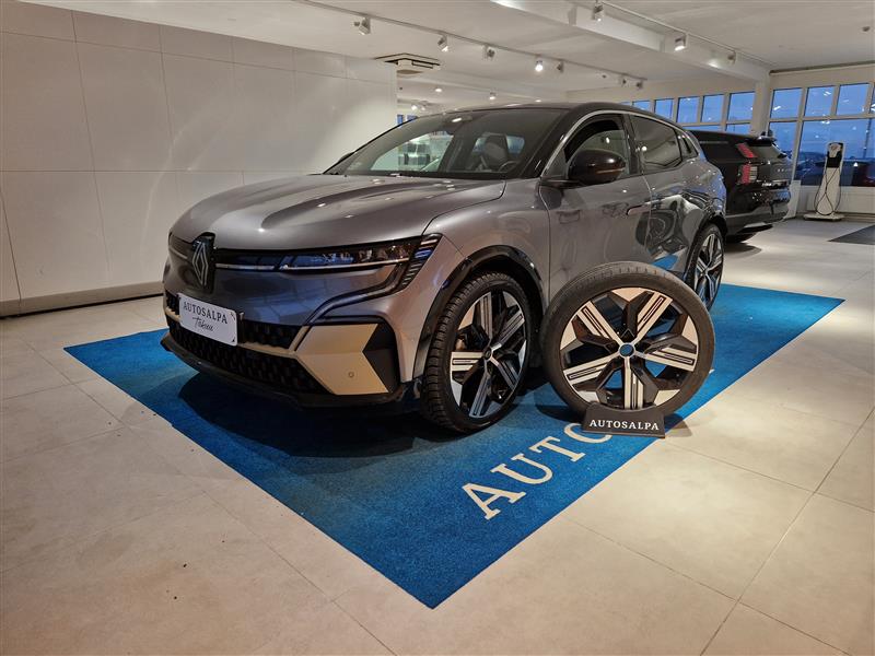 Renault MEGANE E-TECH 60KWH 220HV ICONIC.TAKUU 24KK/40TKM
