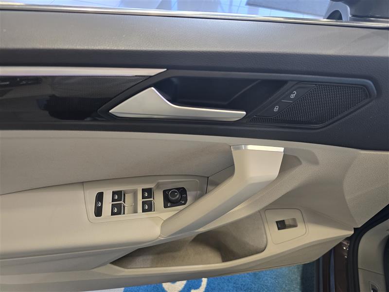 Volkswagen TIGUAN COMFORT 2.0 TDI SCR 110 KW 4MOTION DSG