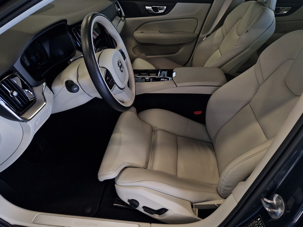Volvo V60 T8 AWD LONG RANGE INSCRIPTION TAKUU 24KK/40TKM.